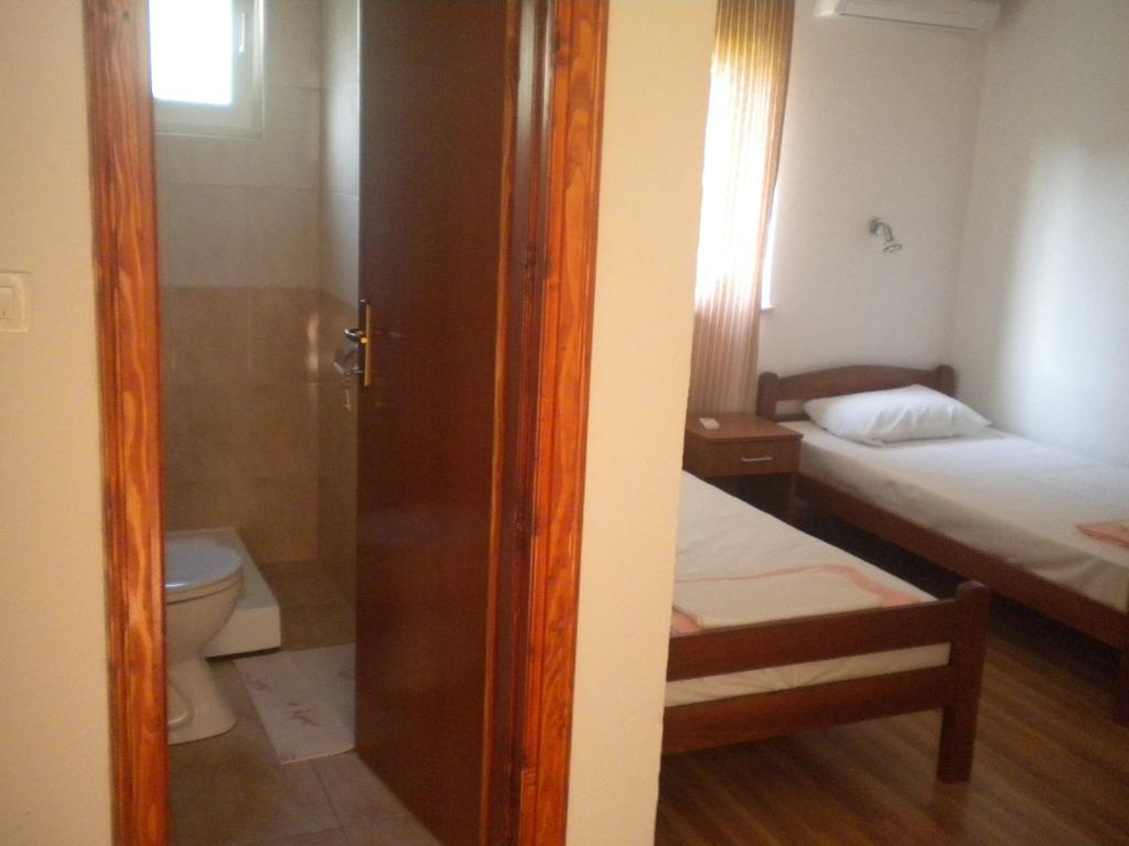 Hotel Pansion Crnjac Međugorje Zimmer foto
