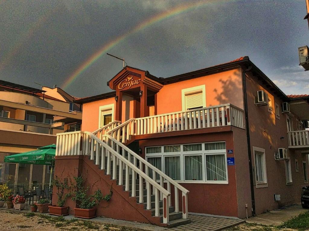 Hotel Pansion Crnjac Međugorje Exterior foto